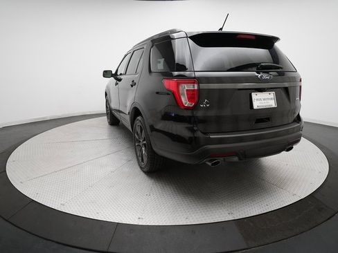 Used 2018 Ford Explorer XLT w/ Equipment Group 202A image 37
