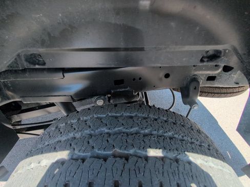Used 2024 RAM 2500 Laramie w/ Safety Group AWD/4WD image 18