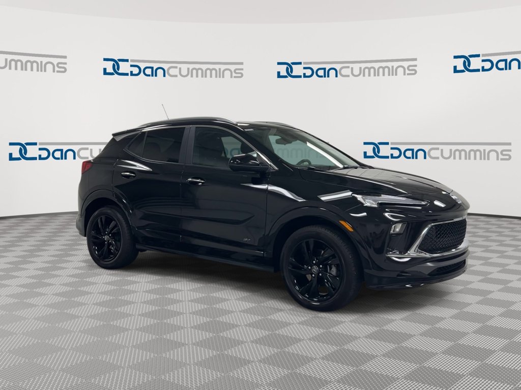 Used 2026 Buick Encore GX Sport Touring w/ Comfort Package AWD/4WD image 2