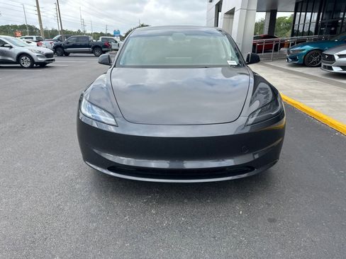 Used 2025 Tesla Model 3 Long Range RWD image 8