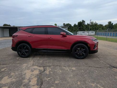 Used 2019 Chevrolet Blazer RS w/ Sun and Wheels Package FWD image 3