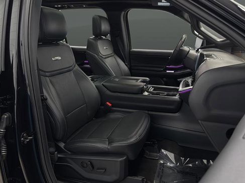 Used 2025 Ford Expedition Platinum w/ Stealth Appearance Package image 12