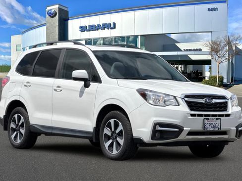 Used 2018 Subaru Forester 2.5i Premium AWD/4WD image 5