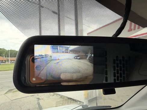Used 2021 Chevrolet Express 3500 w/ Driver Convenience Package RWD image 17