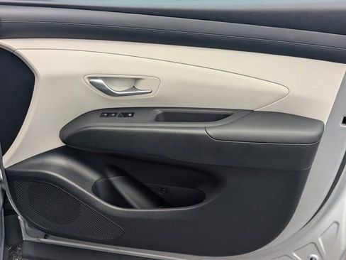 Used 2026 Hyundai Tucson SEL FWD image 13