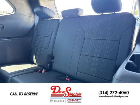 New 2026 Buick Enclave Avenir w/ Super Cruise Package AWD/4WD image 24