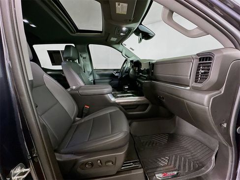 Used 2024 Chevrolet Silverado 1500 LTZ w/ LTZ Premium Package image 11