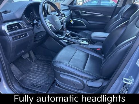 Certified 2022 Kia Telluride LX image 16