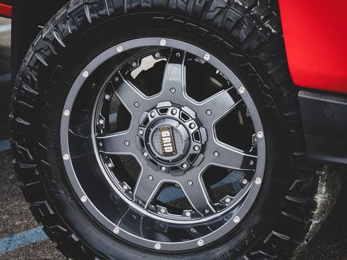 Used 2017 Chevrolet Silverado 1500 LT w/ All Star Edition AWD/4WD image 26