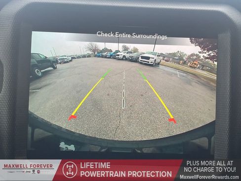 Used 2021 Jeep Wrangler Unlimited Sahara image 9