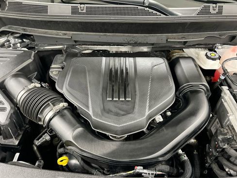 Used 2025 Buick Enclave Avenir w/ LPO, Floor Liner Package FWD image 27