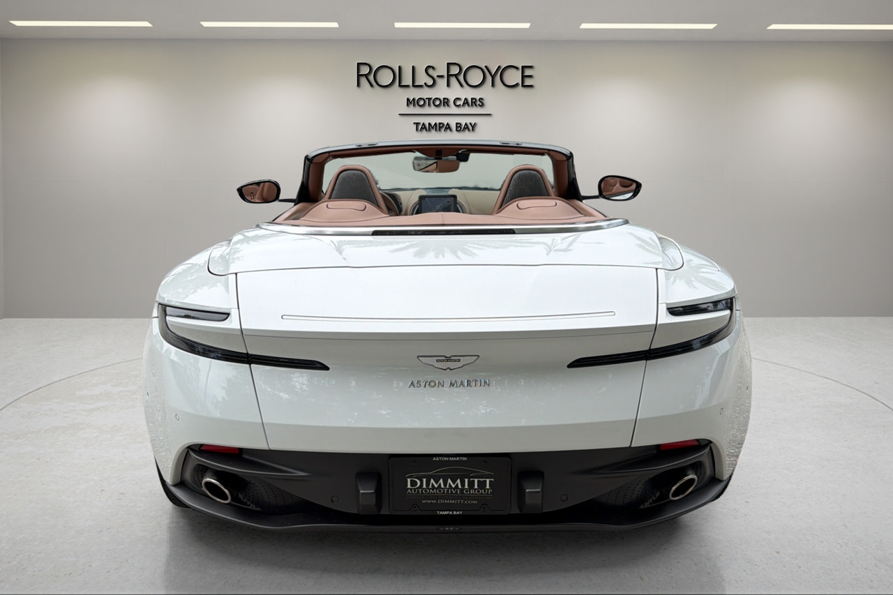 Used 2020 Aston Martin DB11 Volante RWD image 4