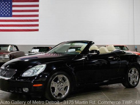 Used 2004 Lexus SC 430 Convertible RWD image 1