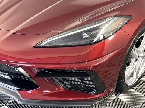 Used 2020 Chevrolet Corvette Stingray Preferred Cpe w/ 2LT Preferred Equipment Group RWD image 9