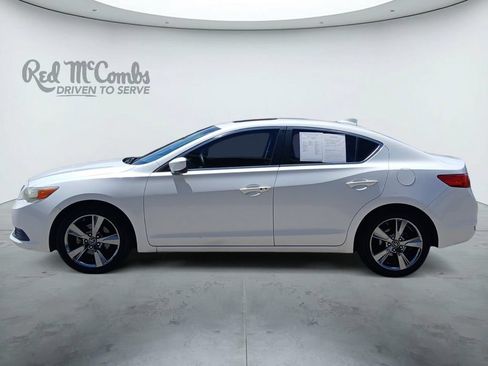 Used 2015 Acura ILX FWD image 2