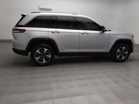 Used 2022 Jeep Grand Cherokee Limited 4xe image 10