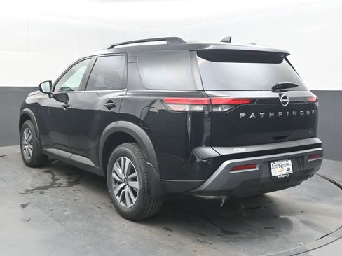 New 2026 Nissan Pathfinder SL FWD image 6