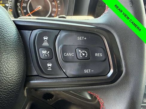Used 2024 Jeep Wrangler Unlimited Rubicon AWD/4WD image 12