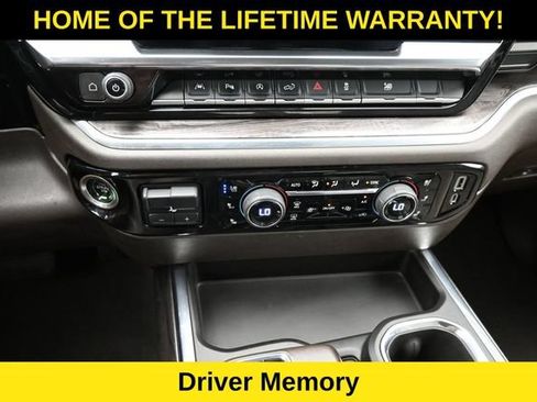 Used 2022 Chevrolet Silverado 1500 LTZ AWD/4WD image 32