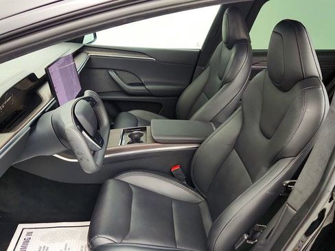 Used 2024 Tesla Model X image 24