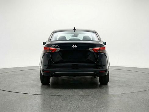Used 2025 Nissan Versa SV FWD image 7