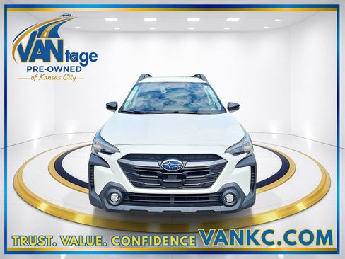 Certified 2023 Subaru Outback Premium AWD/4WD image 2