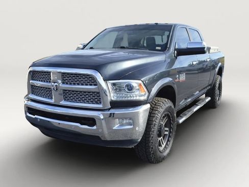 Used 2017 RAM 3500 Laramie image 2