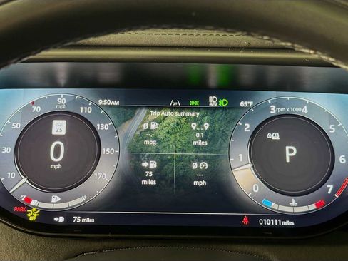 Used 2025 Land Rover Range Rover Sport Dynamic SE image 11