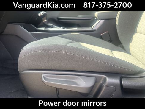 Certified 2025 Kia K4 FWD image 16