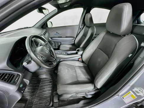 Used 2022 Honda HR-V Sport image 13
