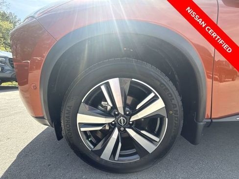 Certified 2022 Nissan Rogue Platinum w/ Head-Up Display Package AWD/4WD image 10