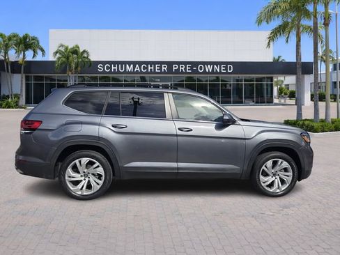 Certified 2022 Volkswagen Atlas SE w/ Panoramic Sunroof Package FWD image 8