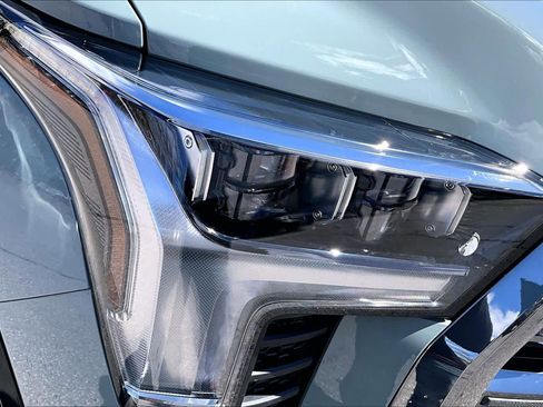 New 2025 Toyota Tundra Platinum AWD/4WD image 13