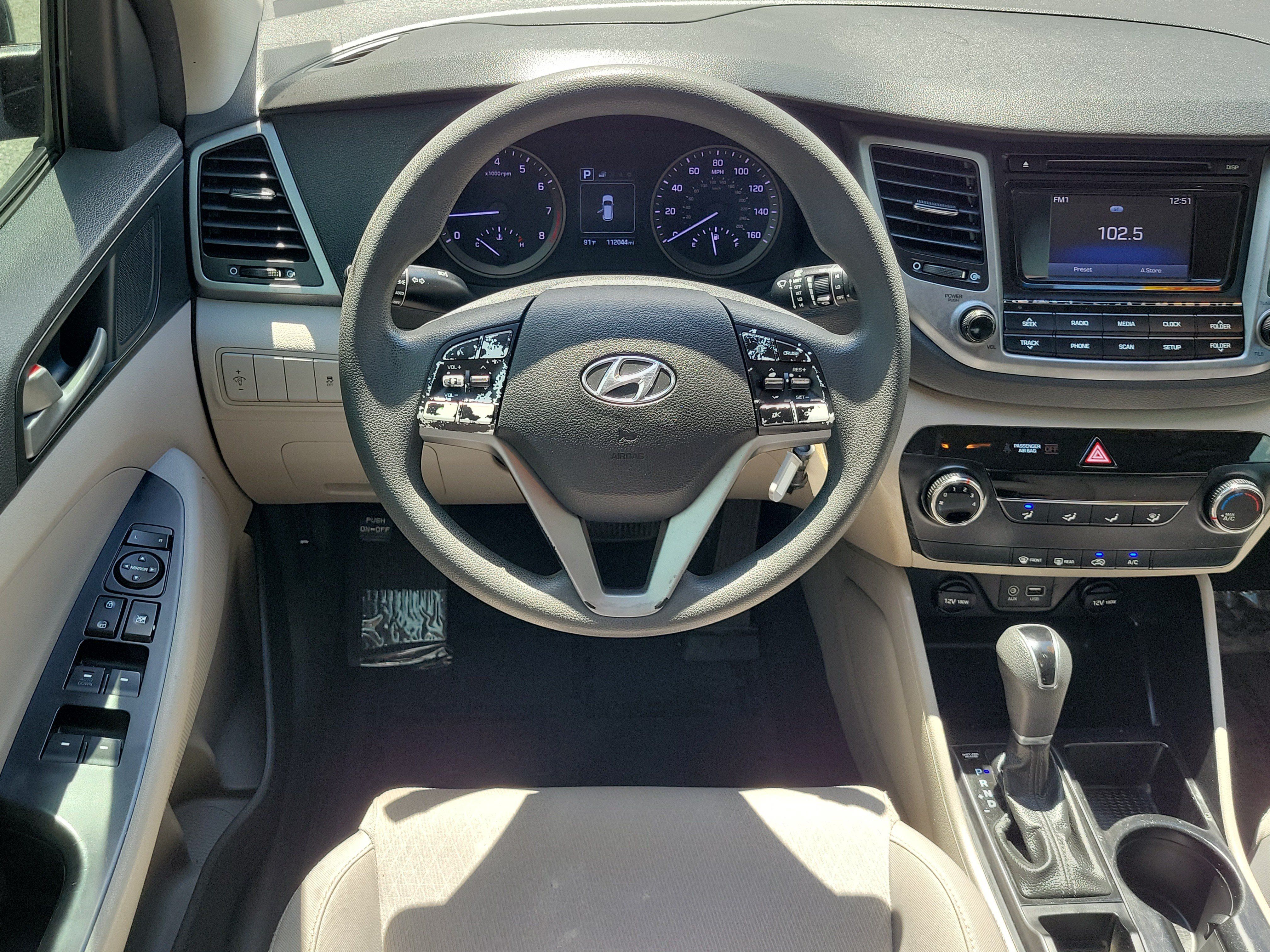 Used 2018 Hyundai Tucson SE w/ Cargo Package FWD image 17