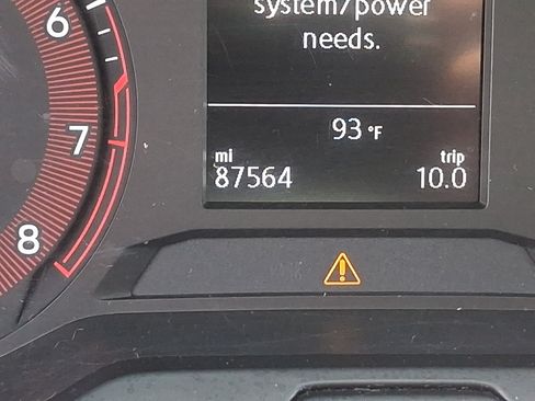 Used 2020 Volkswagen Jetta SE w/ SE Cold Weather Package FWD image 21