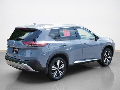 Certified 2023 Nissan Rogue Platinum w/ Platinum Premium Package AWD/4WD image 3