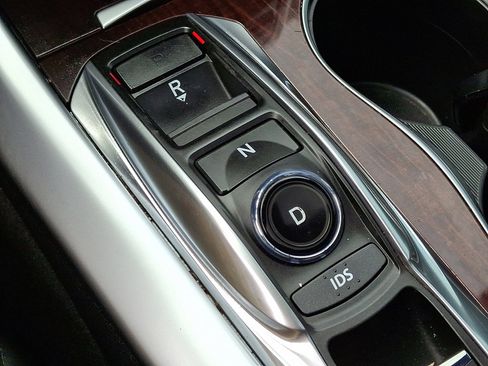 Used 2015 Acura TLX V6 image 30