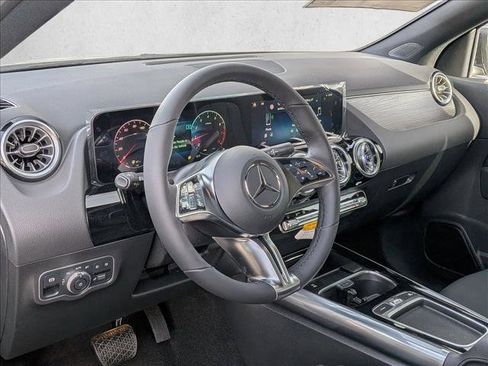 New 2026 Mercedes-Benz GLA 250 4MATIC image 3