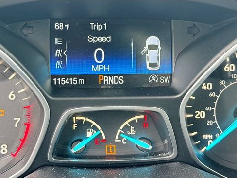 Used 2017 Ford Escape SE w/ SE Leather Comfort Package AWD/4WD image 12