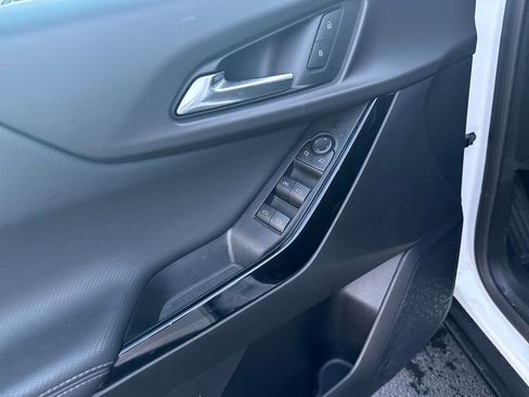 Used 2025 Chevrolet Equinox LT image 14