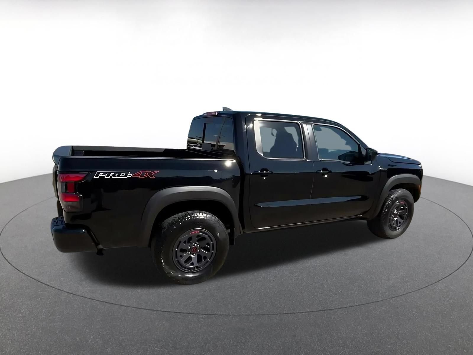 Used 2026 Nissan Frontier PRO-4X AWD/4WD image 14