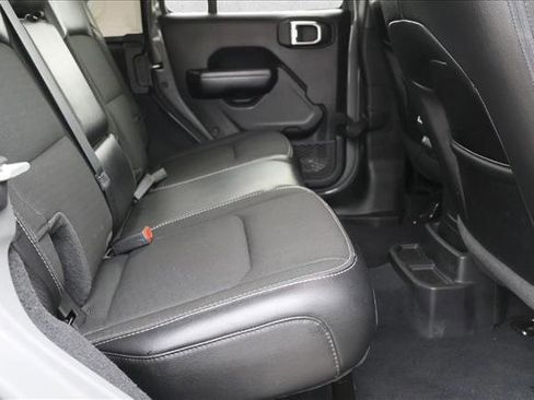 Used 2020 Jeep Wrangler Unlimited Sport image 25