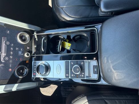 Used 2020 Land Rover Range Rover image 47