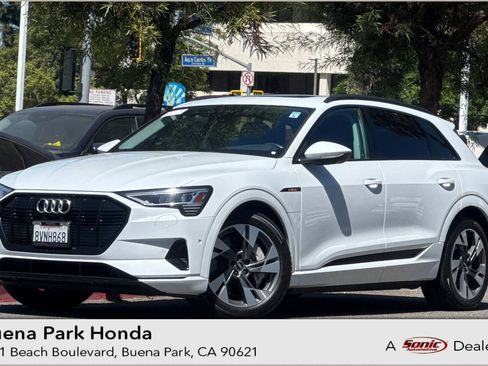 Used 2021 Audi e-tron Premium w/ Convenience Plus Package AWD/4WD image 1