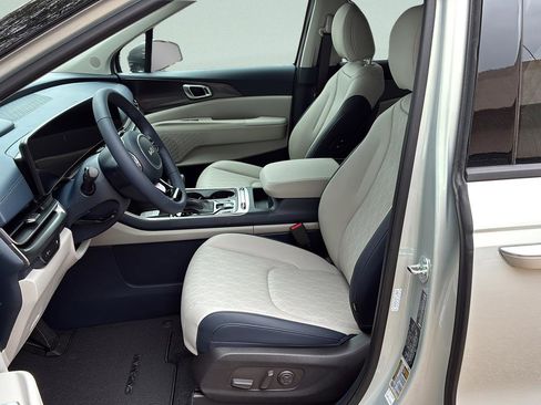New 2026 Kia Carnival SX w/ SX Dark Edition Package FWD image 22