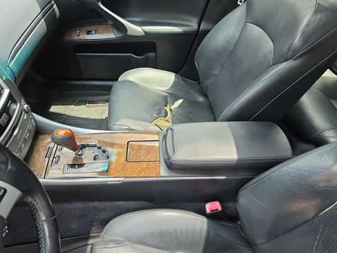 Used 2013 Lexus IS 250 w/ Premium Pkg Value Edition RWD image 24