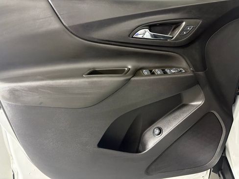 Used 2024 Chevrolet Equinox LT FWD image 14