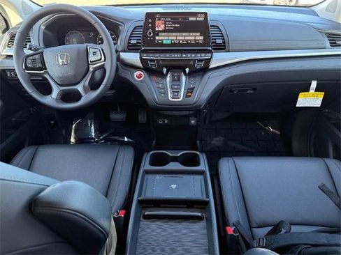 Used 2026 Honda Odyssey EX-L image 12