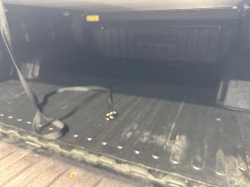 Used 2020 GMC Sierra 1500 SLT RWD image 80