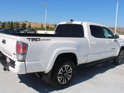 Certified 2022 Toyota Tacoma TRD Sport w/ Technology Package RWD image 3